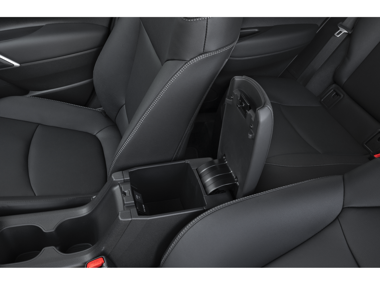 2026 Toyota Corolla Cross XLE - Photo 10