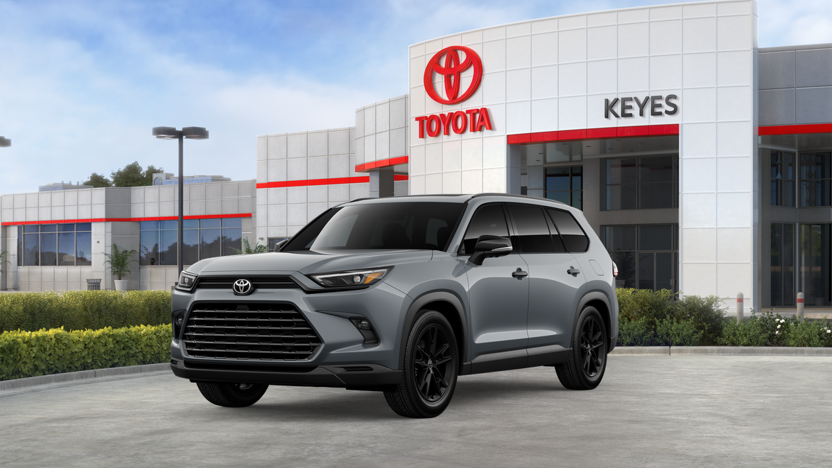 2026 Toyota Grand Highlander Hybrid Nightshade