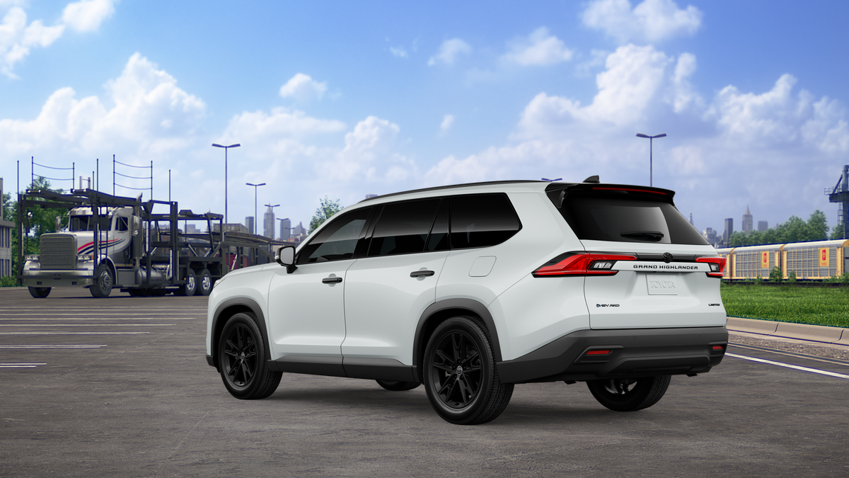 2026 Toyota Grand Highlander Hybrid Nightshade