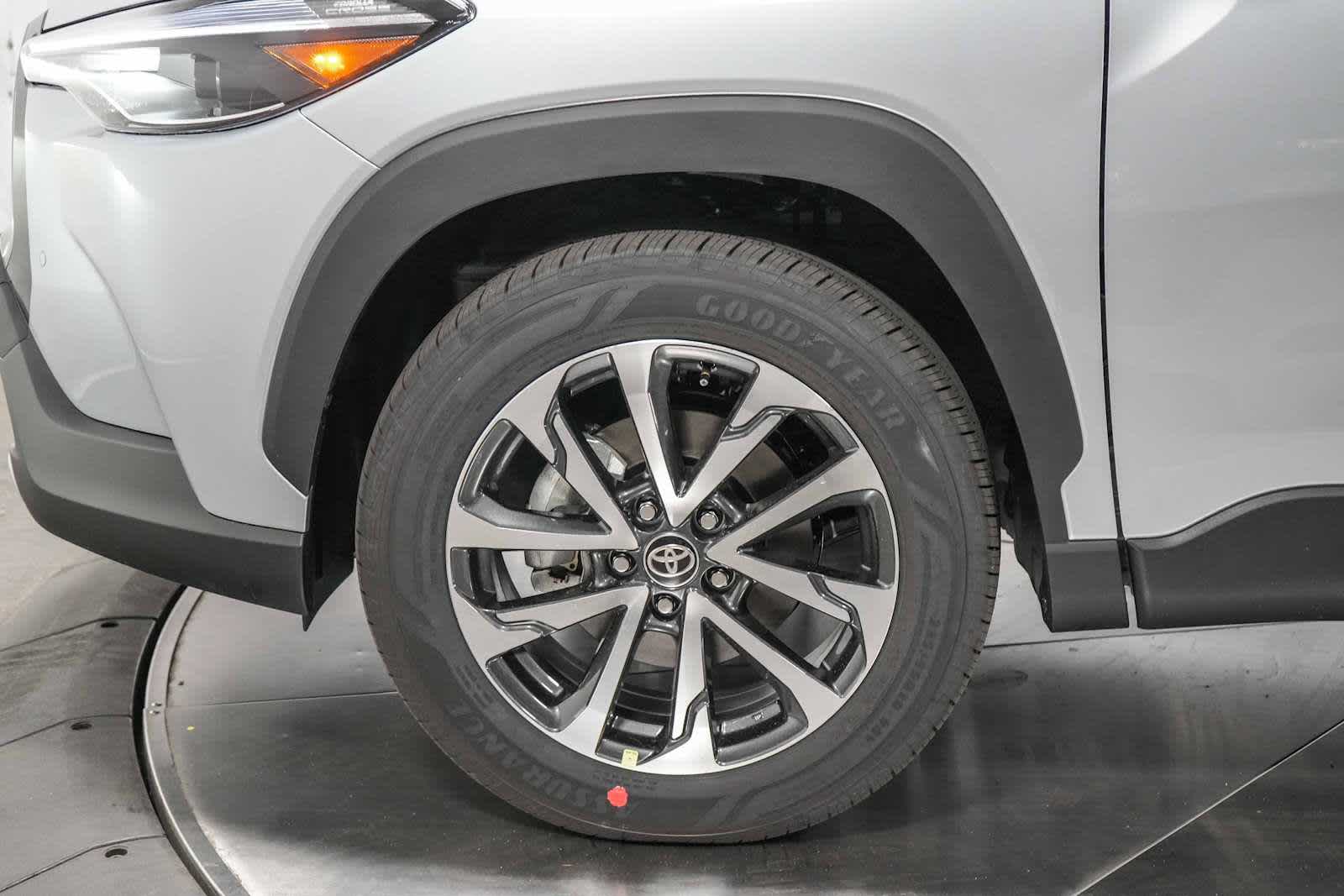 2025 Toyota Corolla Cross XLE