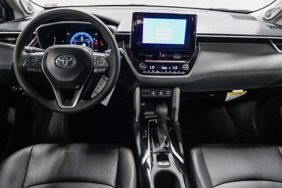 2025 Toyota Corolla Cross XLE