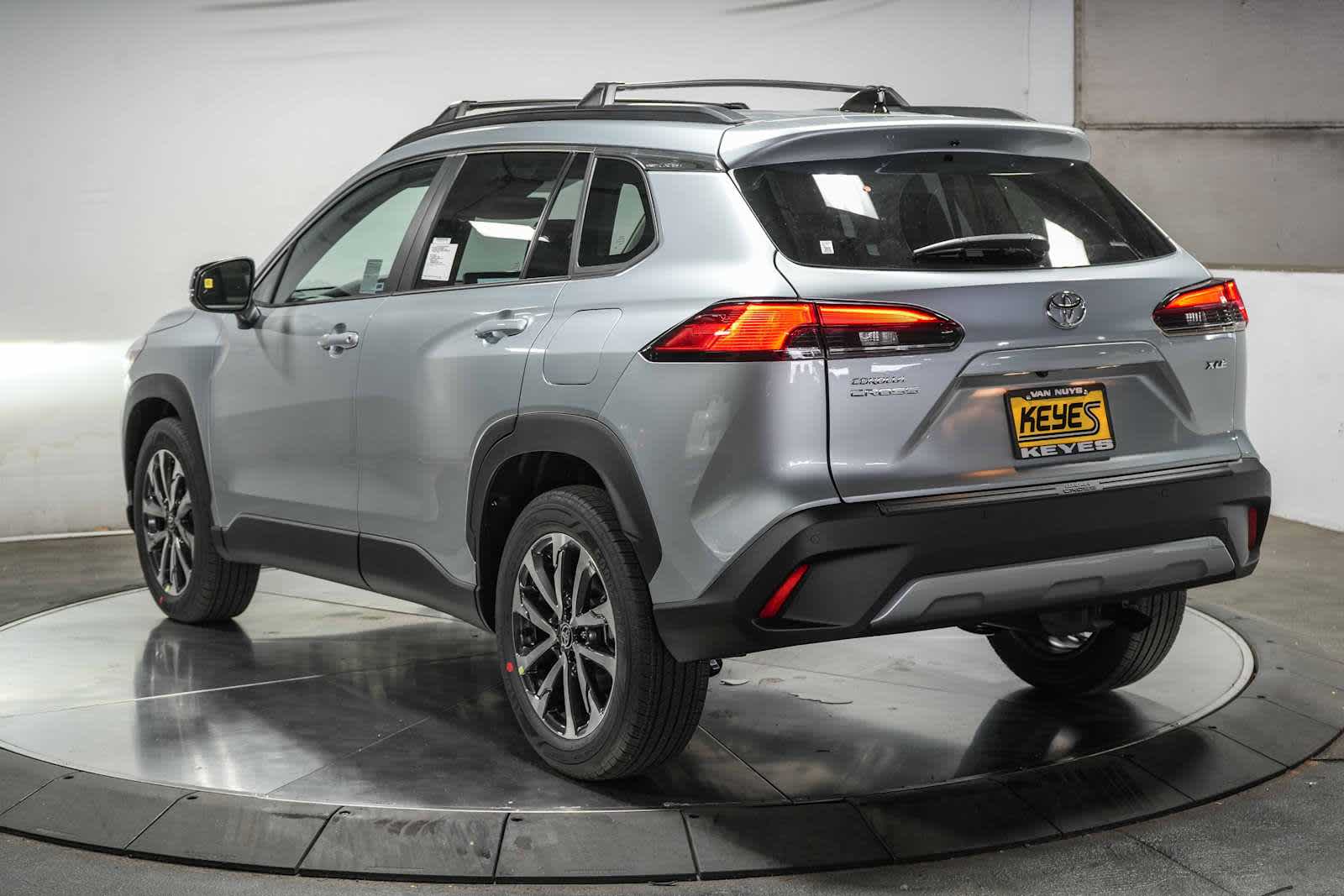 2025 Toyota Corolla Cross XLE