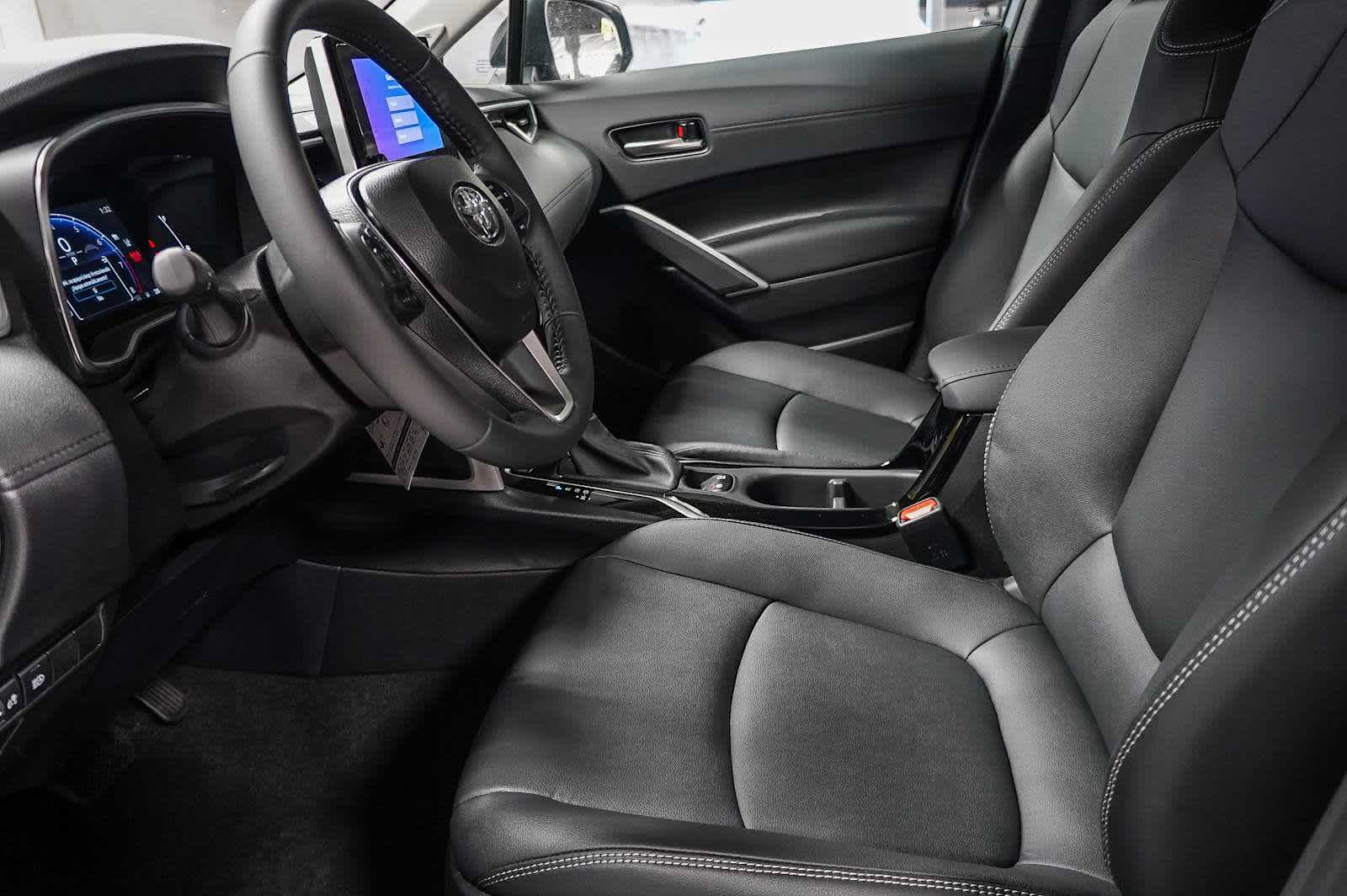 2025 Toyota Corolla Cross XLE