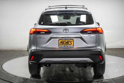 2025 Toyota Corolla Cross XLE