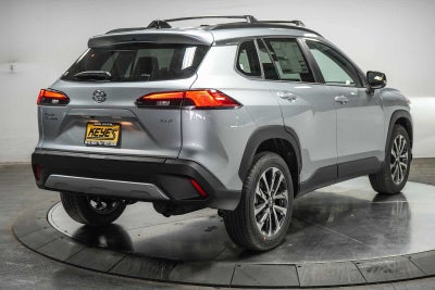 2025 Toyota Corolla Cross XLE