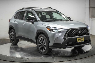 2025 Toyota Corolla Cross XLE