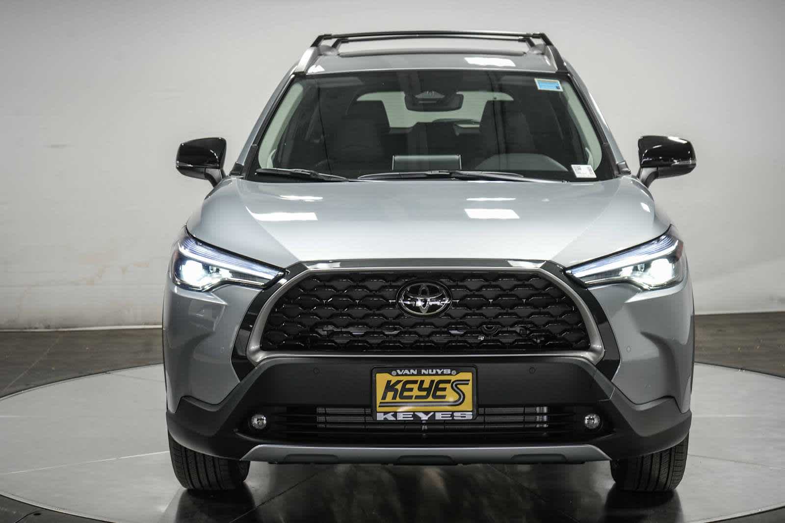 2025 Toyota Corolla Cross XLE