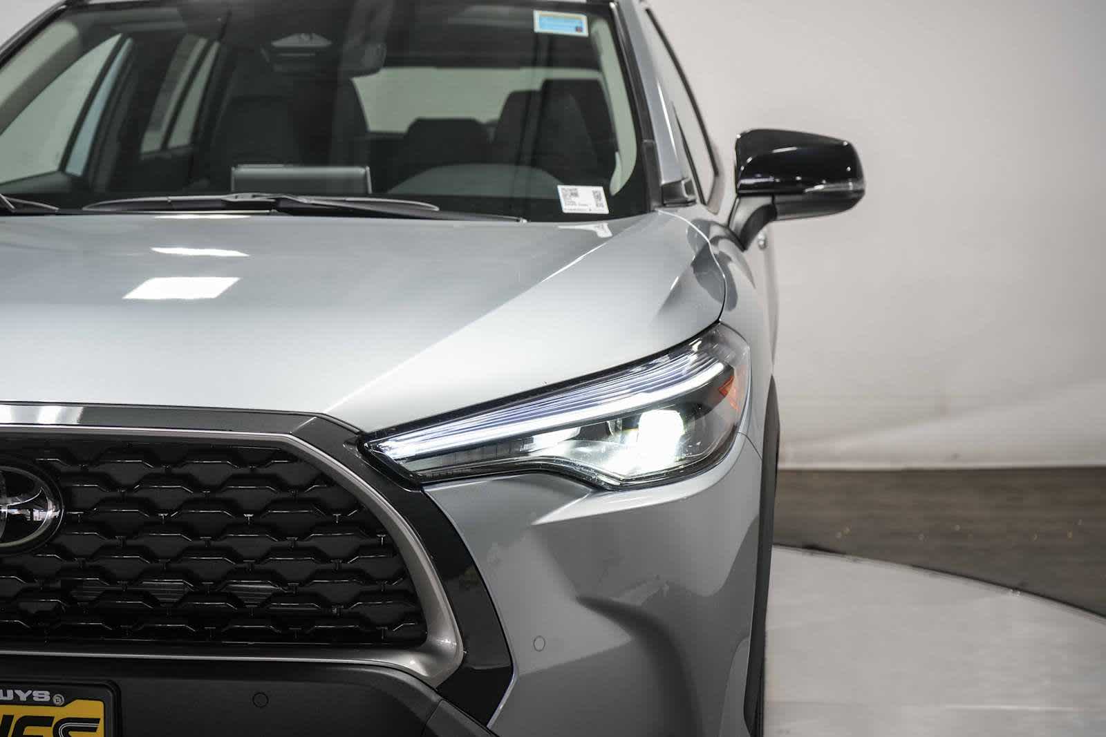 2025 Toyota Corolla Cross XLE