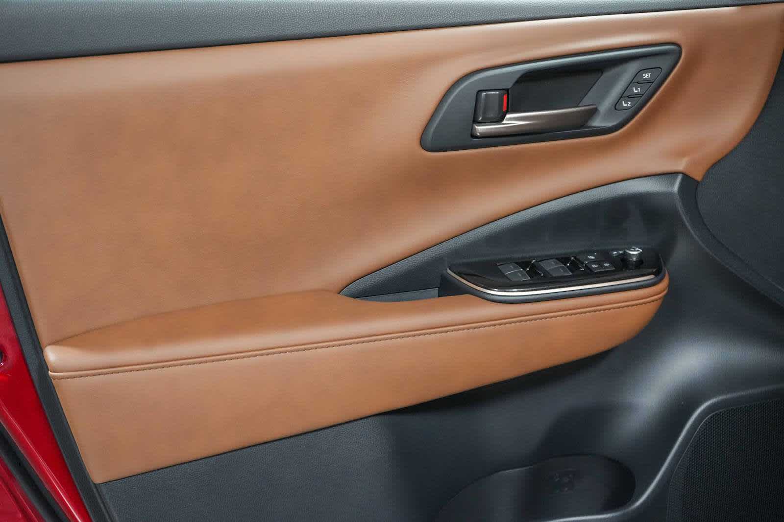 2025 Toyota Crown Signia Limited