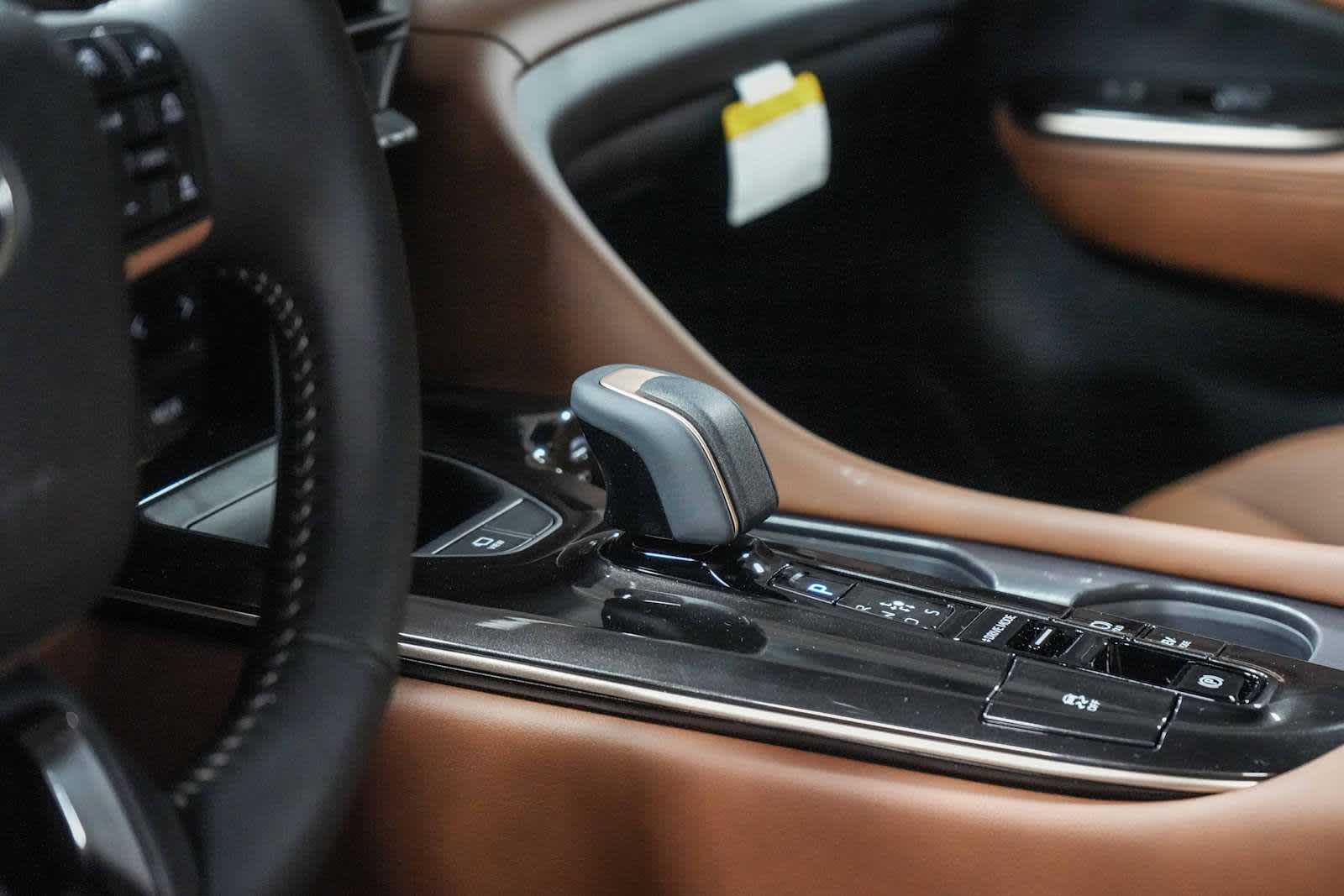 2025 Toyota Crown Signia Limited