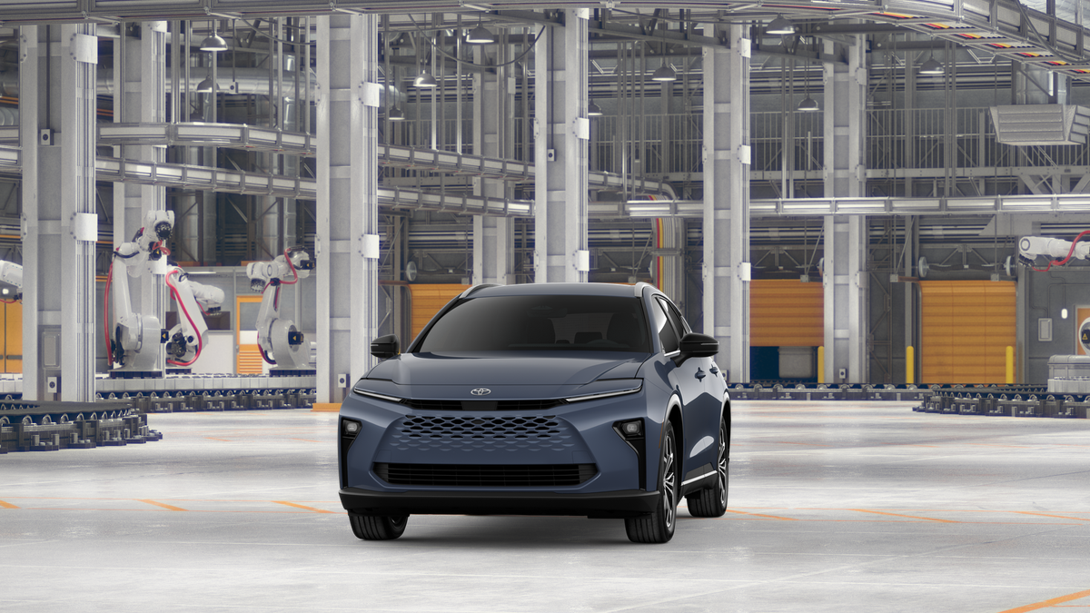 2026 Toyota Crown Signia XLE
