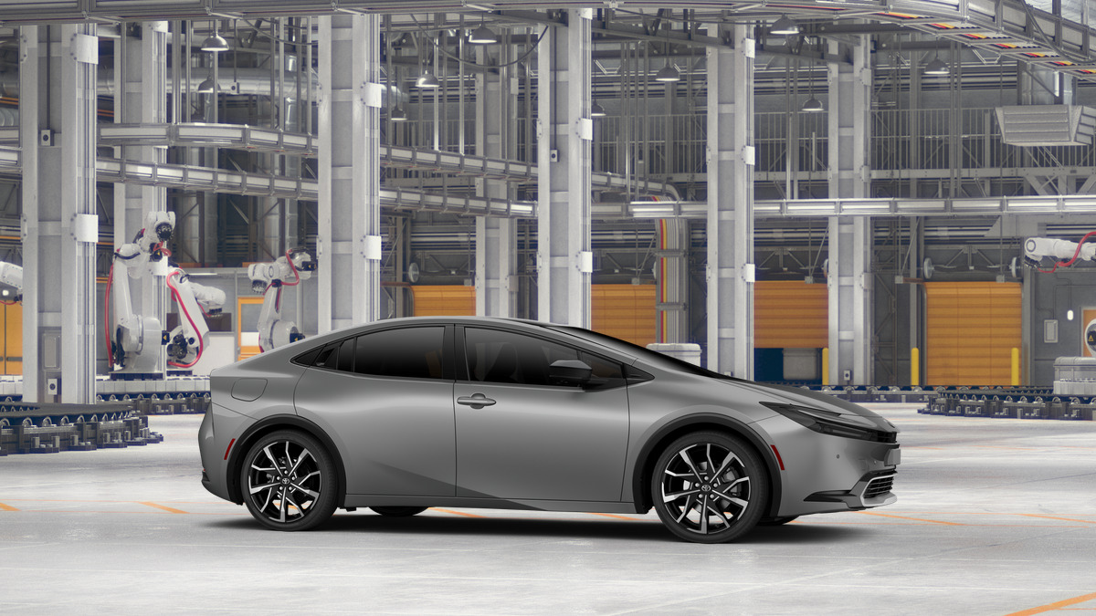 2027 Toyota Prius Plug-In Hybrid XSE Premium