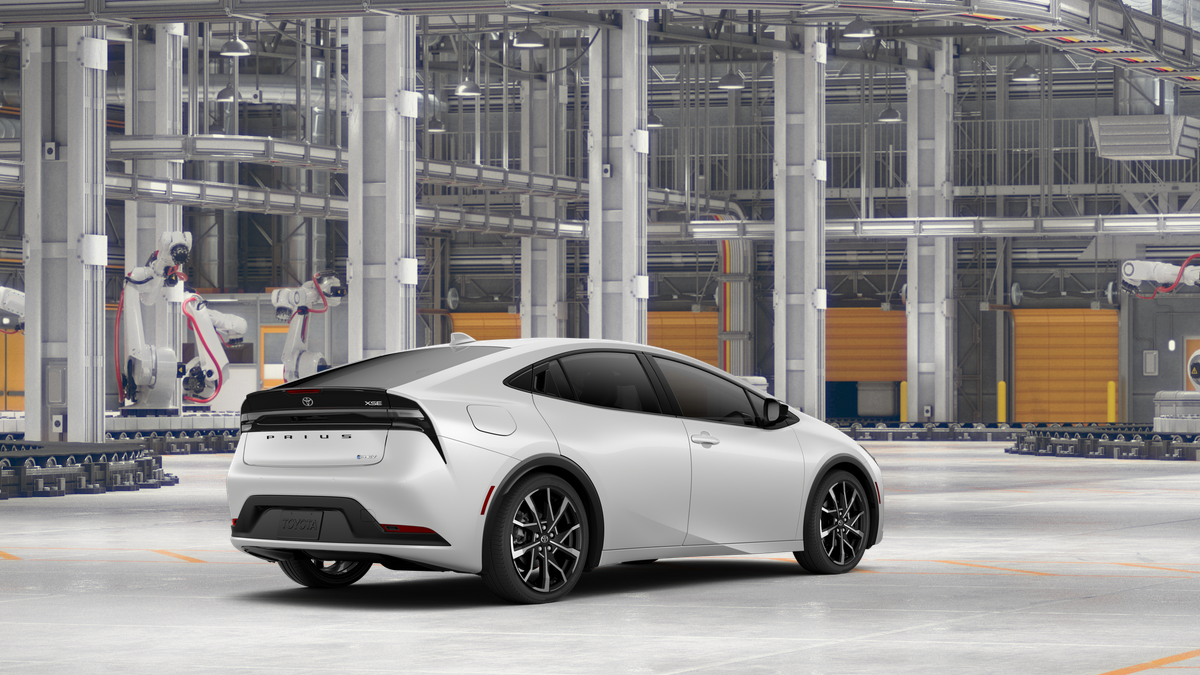 2027 Toyota Prius Plug-In Hybrid XSE