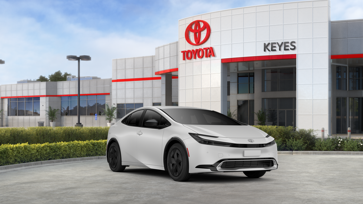 2026 Toyota Prius Plug-In Hybrid SE