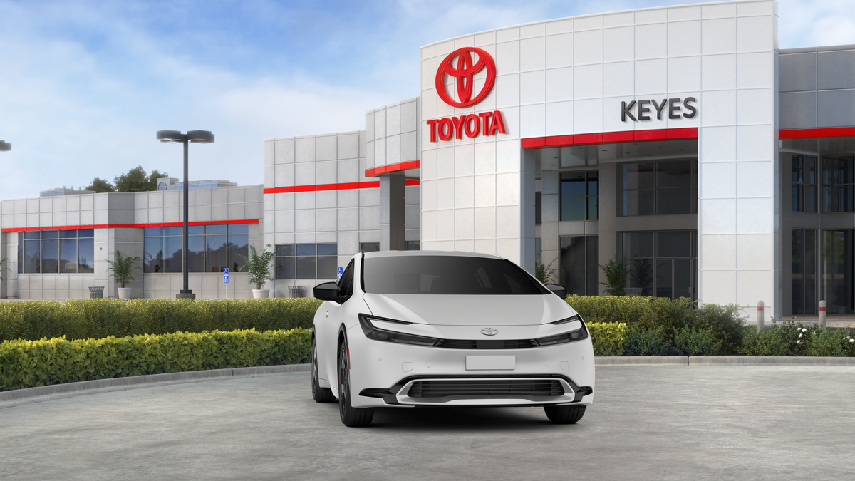 2026 Toyota Prius Plug-In Hybrid SE