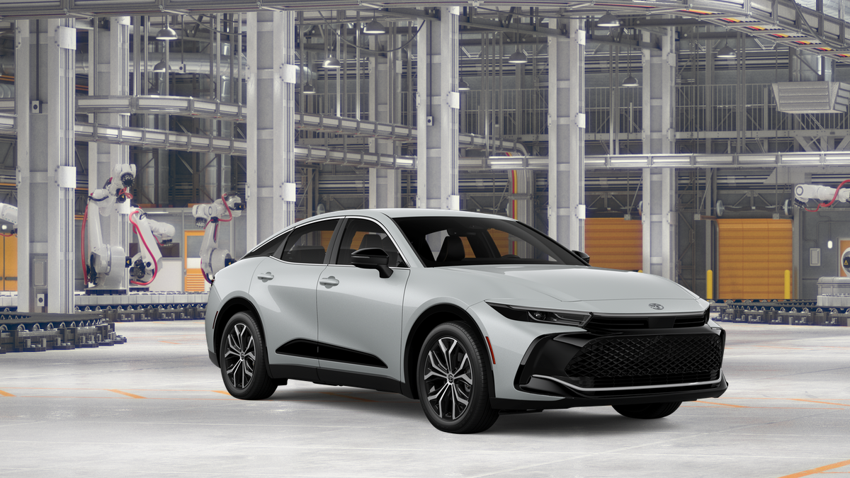 2027 Toyota Crown XLE