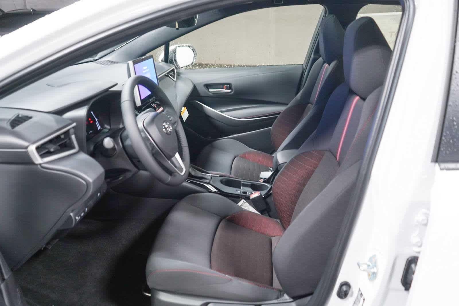 2025 Toyota Corolla Hybrid SE