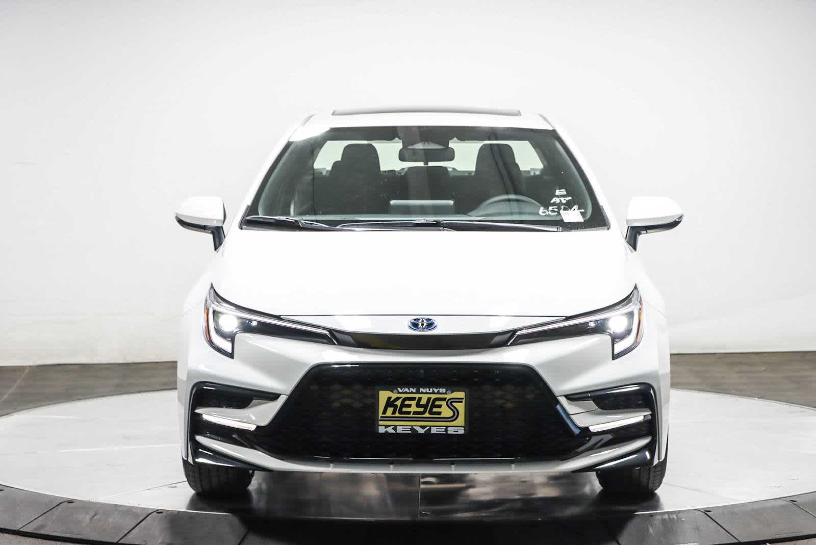 2025 Toyota Corolla Hybrid SE