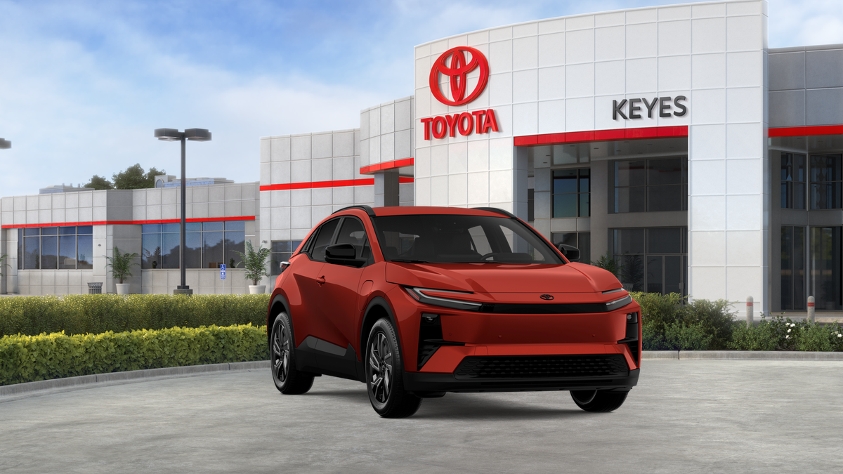 2027 Toyota C-HR SE