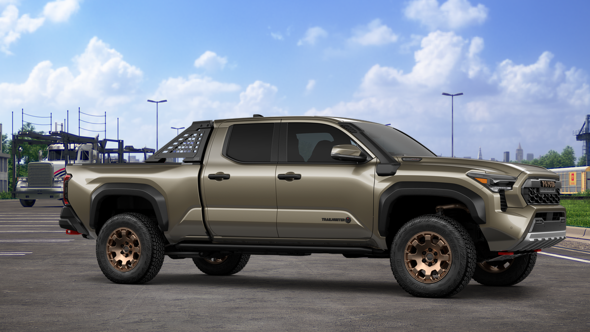 2026 Toyota Tacoma i-FORCE MAX Trailhunter