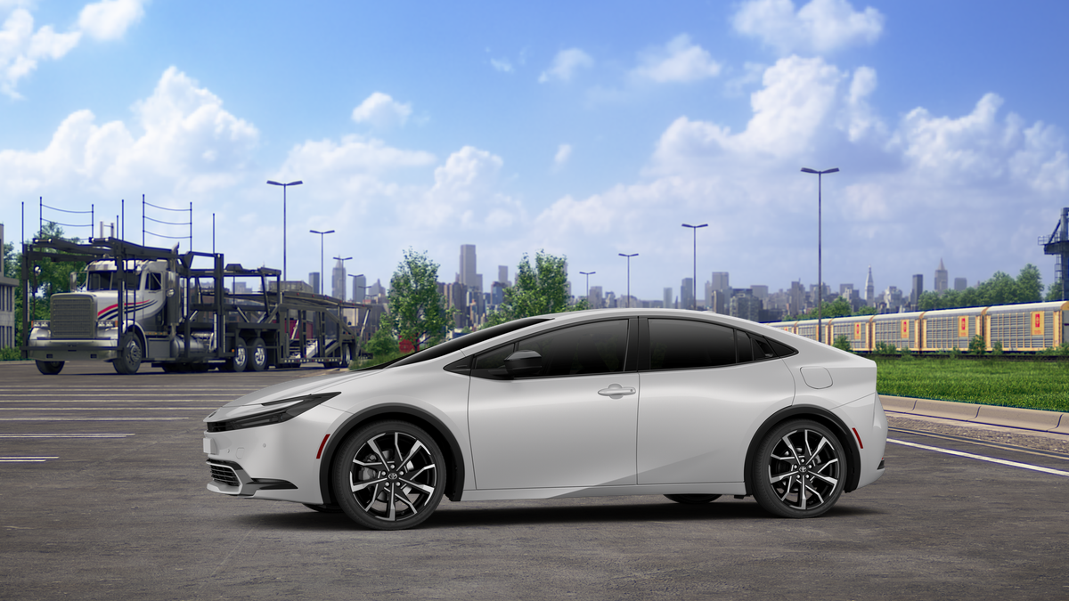 2027 Toyota Prius Plug-in Hybrid XSE