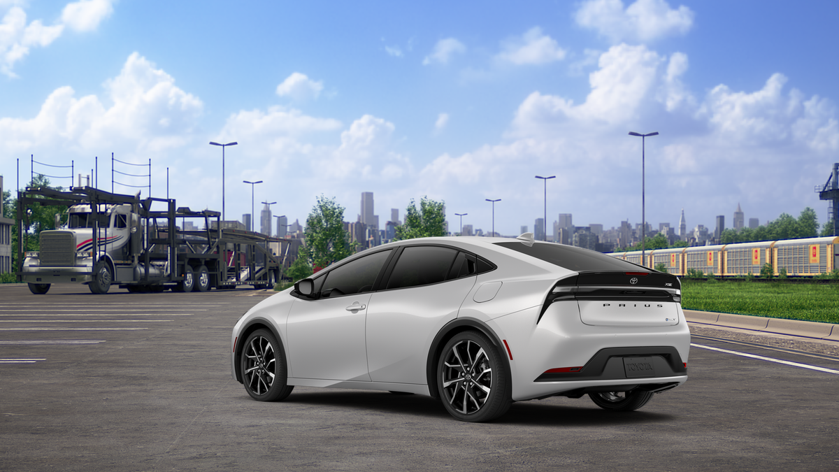 2027 Toyota Prius Plug-in Hybrid XSE