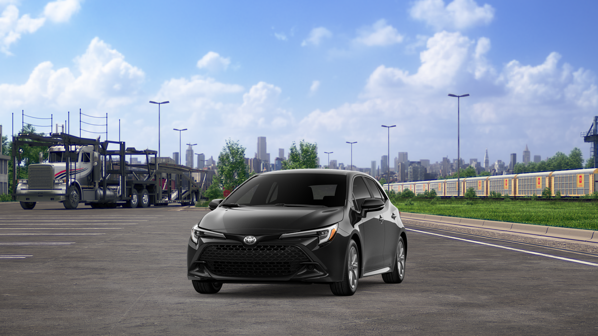 2027 Toyota Corolla Hatchback SE