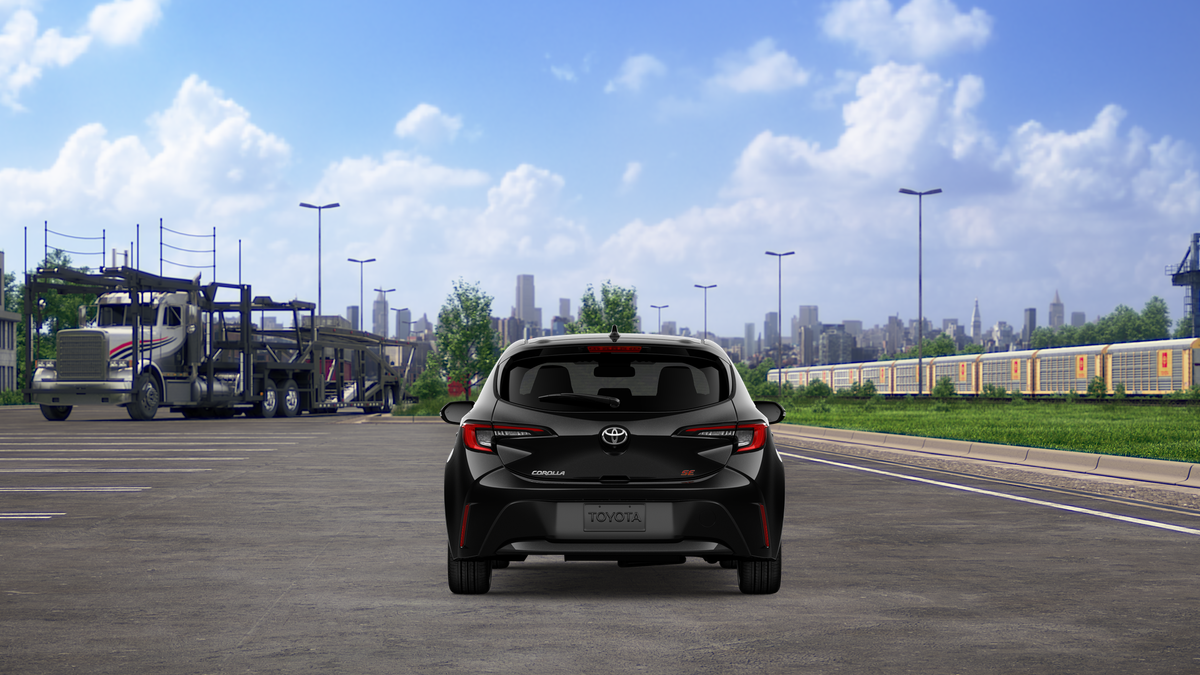 2027 Toyota Corolla Hatchback SE