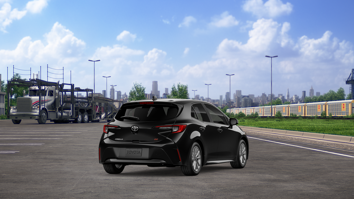 2027 Toyota Corolla Hatchback SE