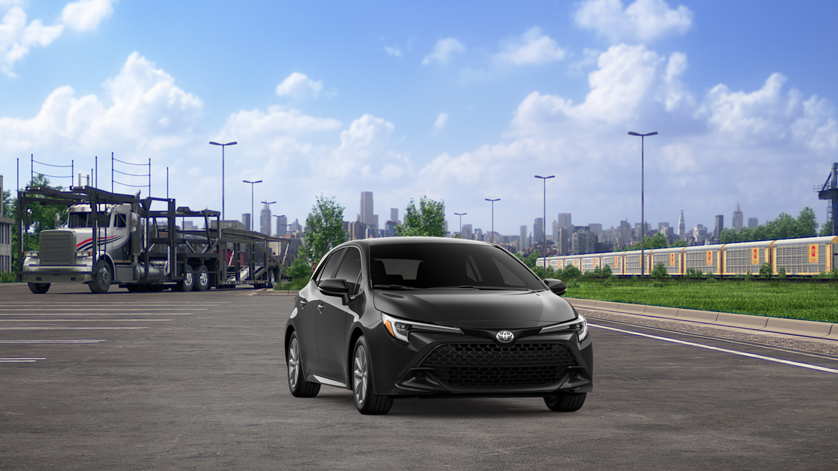 2027 Toyota Corolla Hatchback SE