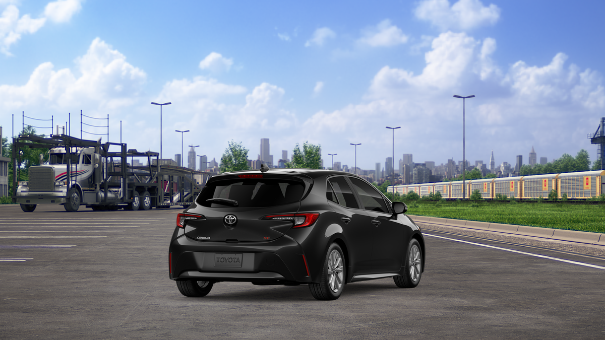 2027 Toyota Corolla Hatchback SE