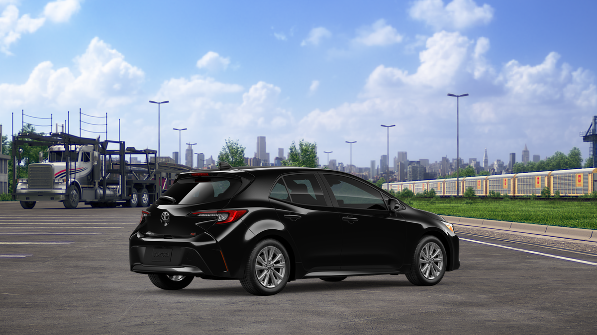 2026 Toyota Corolla Hatchback SE