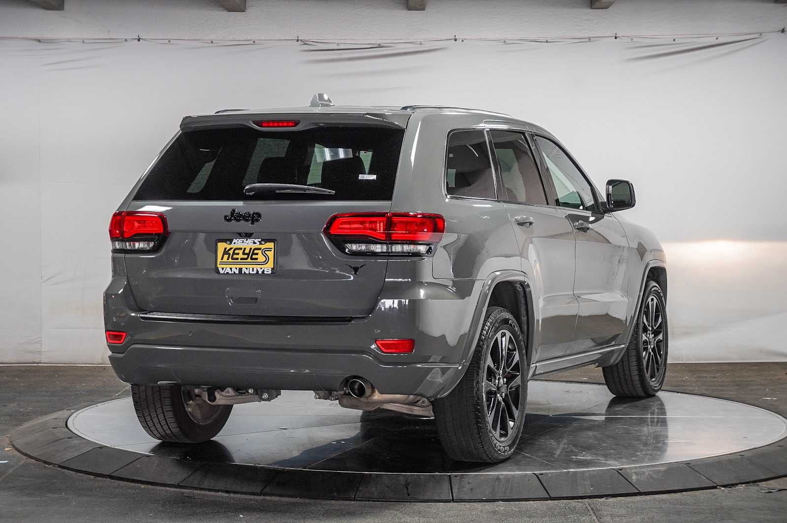 2020 Jeep Grand Cherokee Altitude