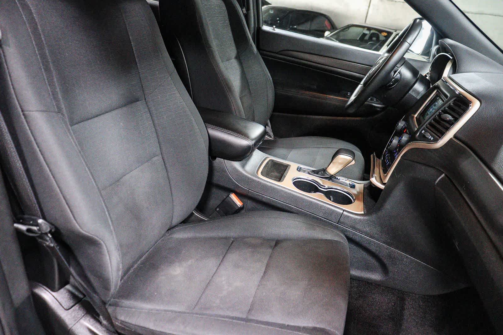 2017 Jeep Grand Cherokee Laredo