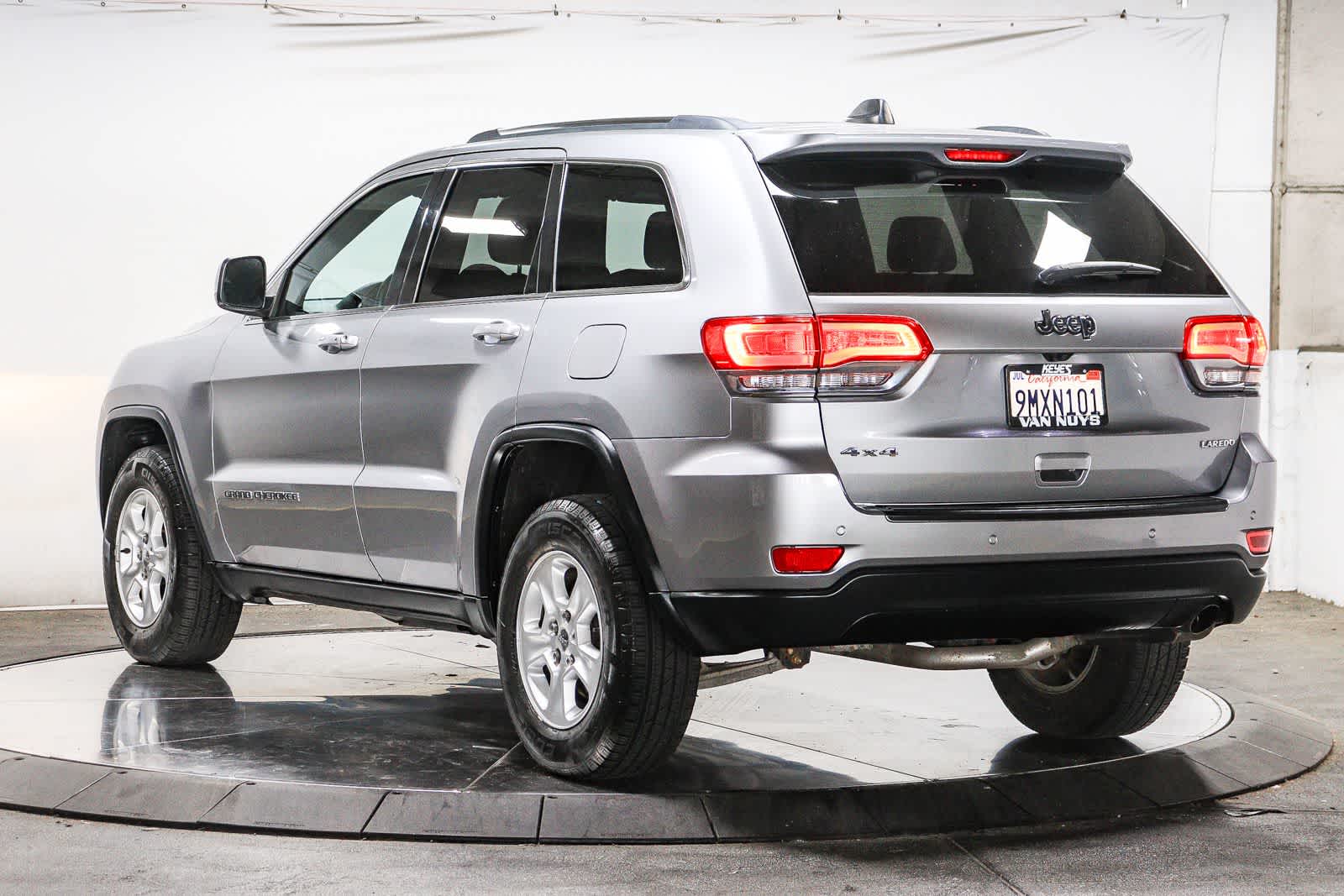 2017 Jeep Grand Cherokee Laredo