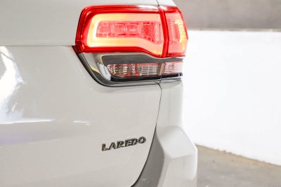 2019 Jeep Grand Cherokee Laredo E