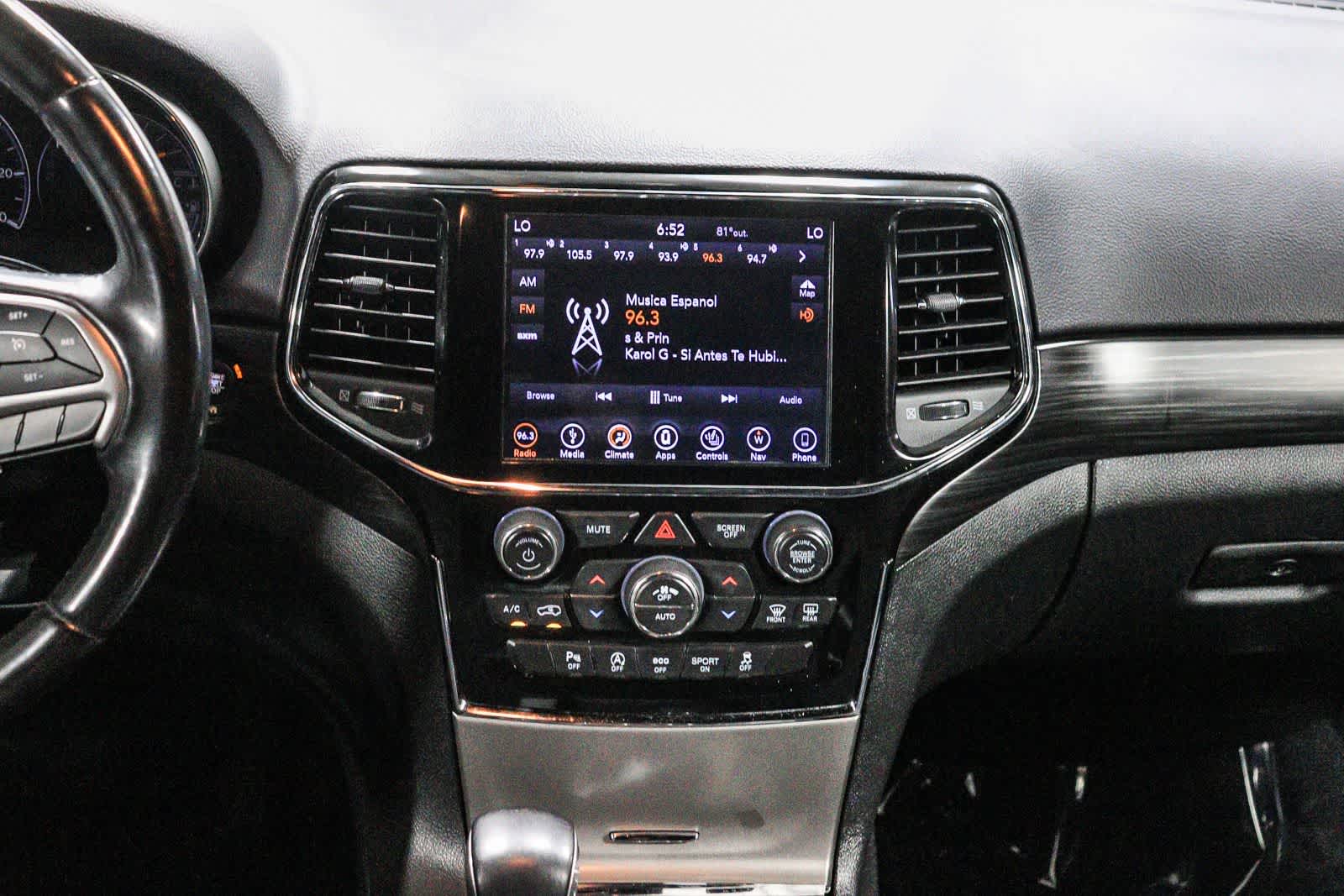 2019 Jeep Grand Cherokee Laredo E