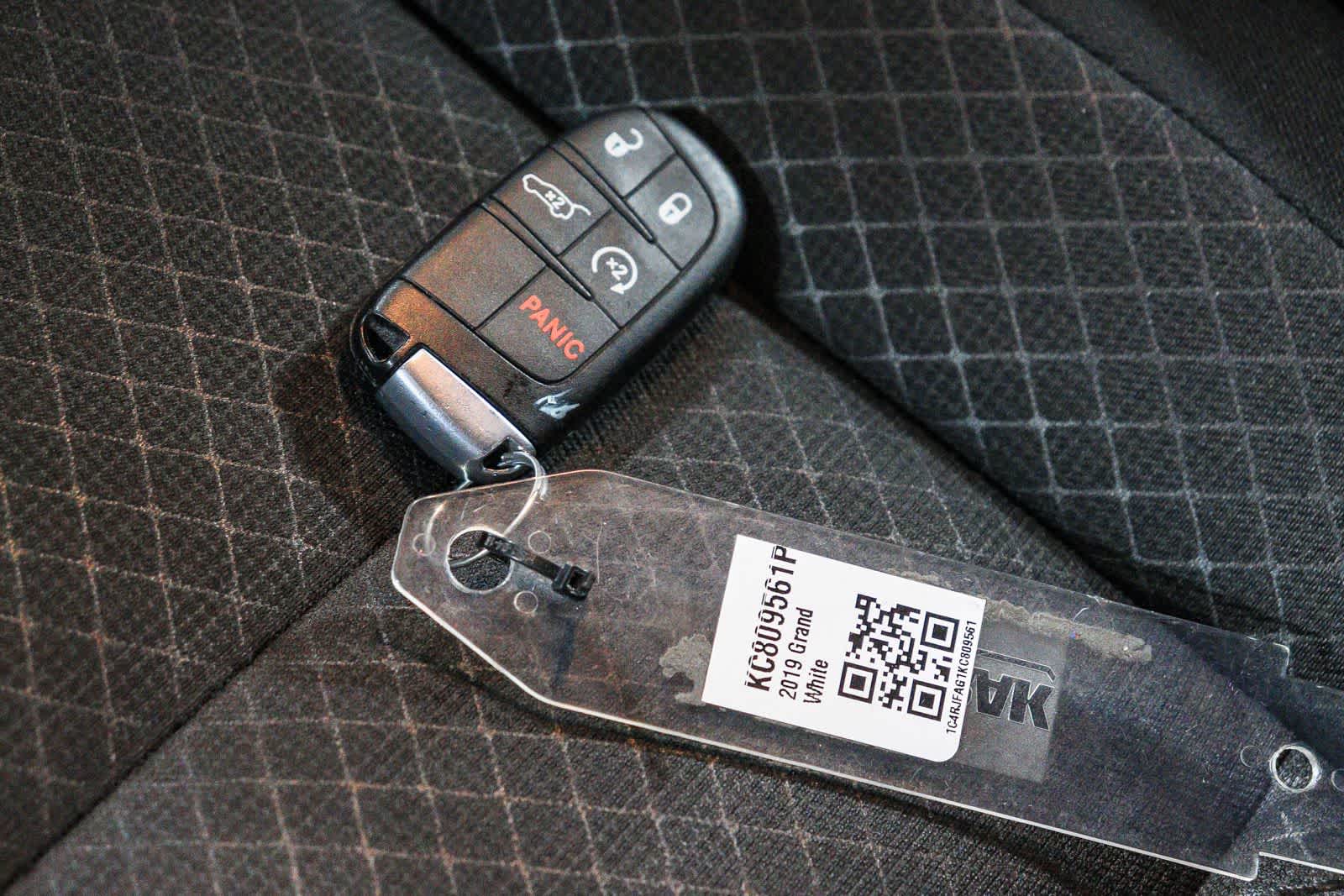 2019 Jeep Grand Cherokee Laredo E