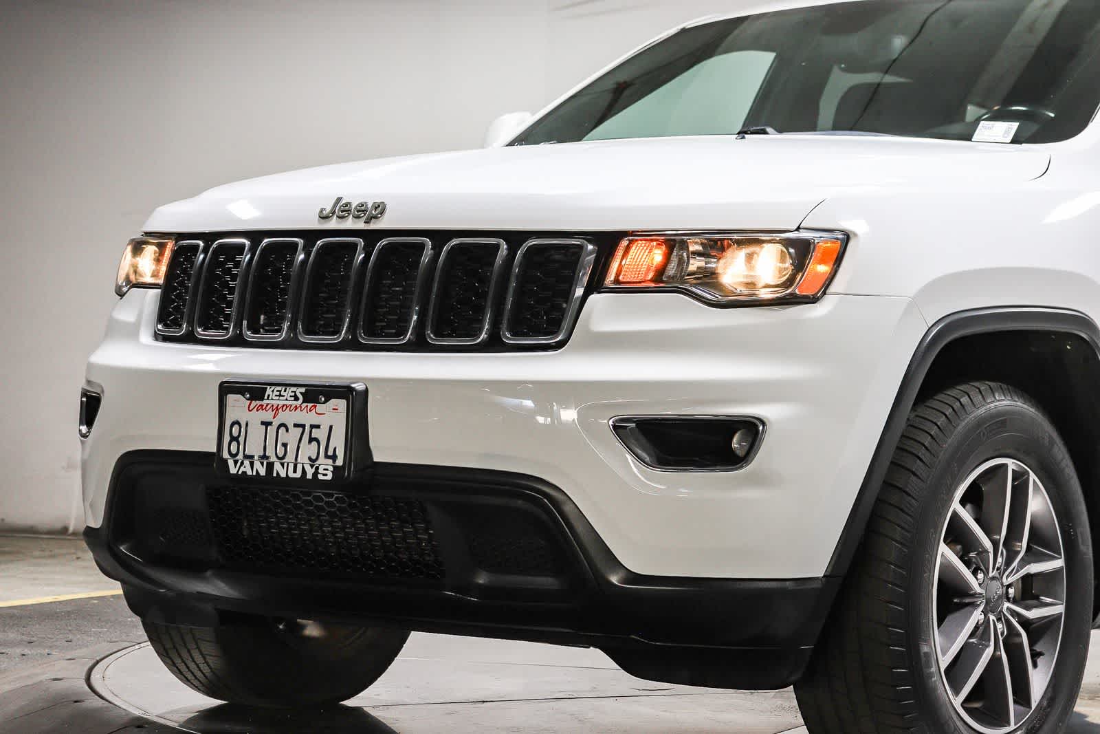 2019 Jeep Grand Cherokee Laredo E