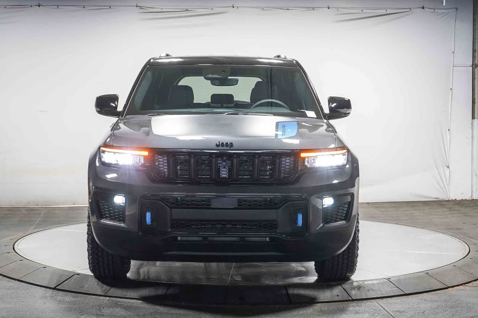 2023 Jeep Grand Cherokee 4xe Trailhawk
