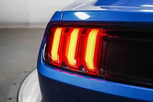 2022 Ford Mustang EcoBoost