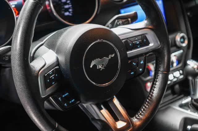 2022 Ford Mustang EcoBoost