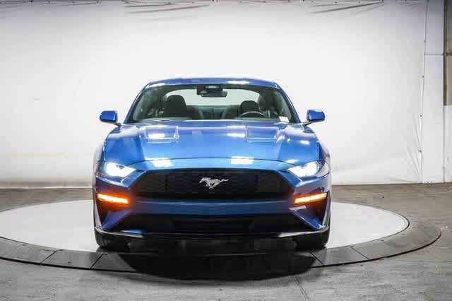 2022 Ford Mustang EcoBoost