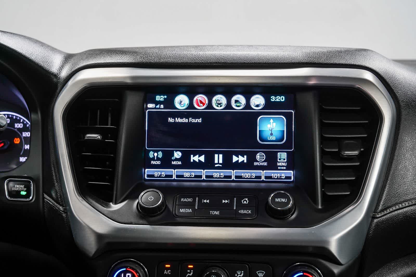 2017 GMC Acadia SLT