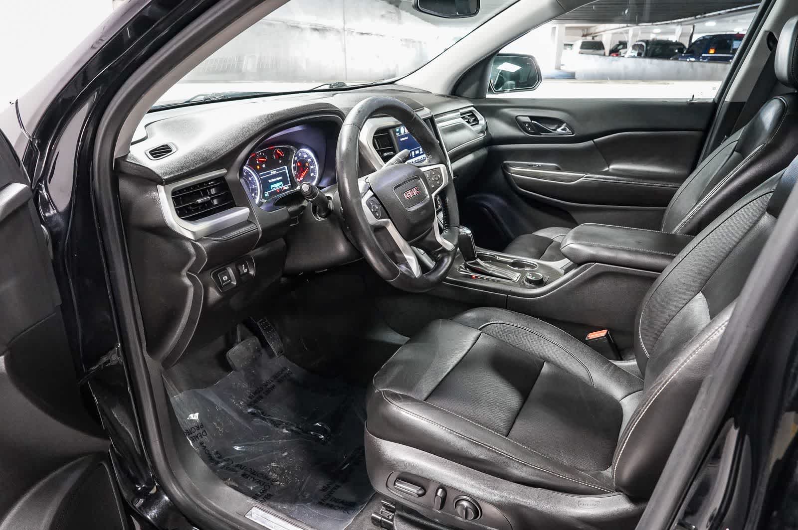 2017 GMC Acadia SLT