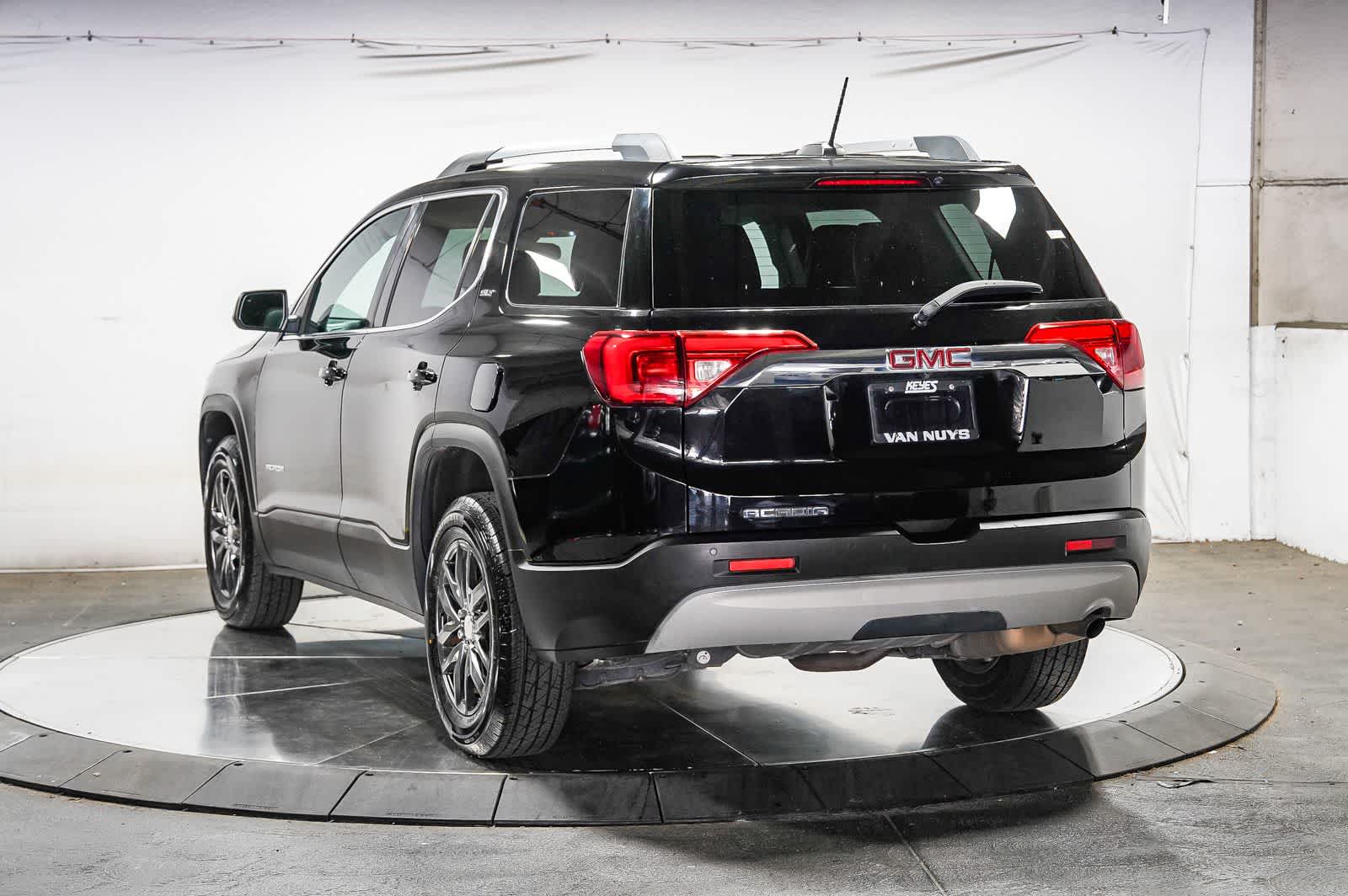 2017 GMC Acadia SLT