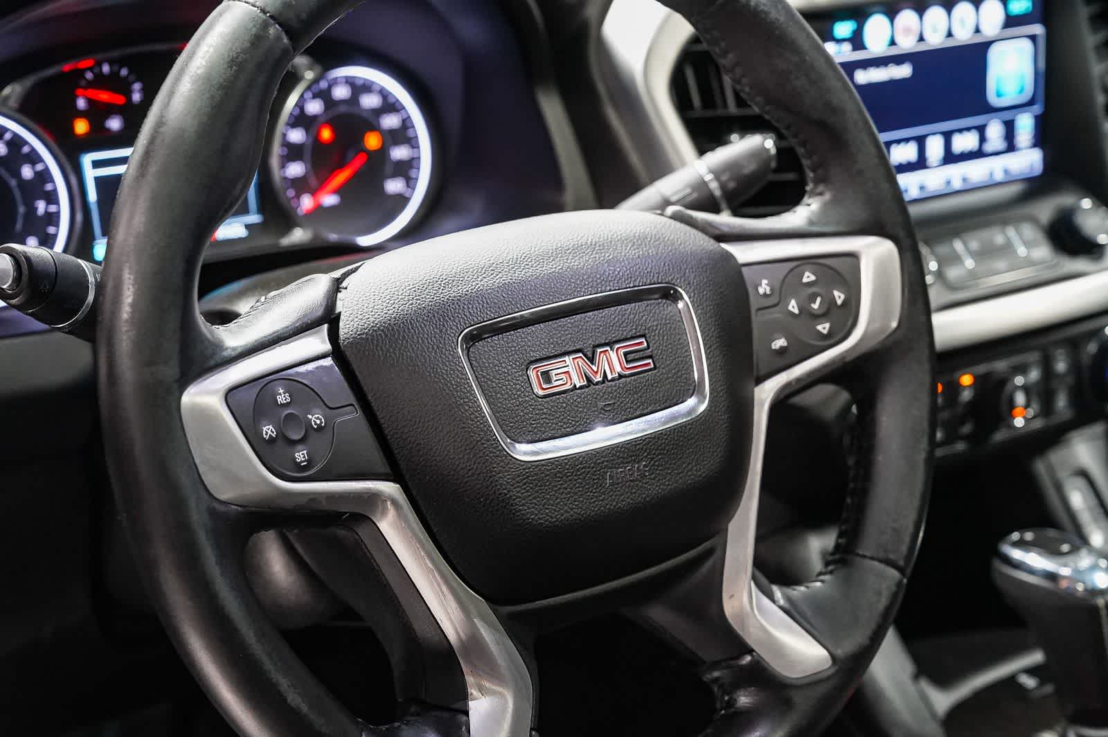 2017 GMC Acadia SLT