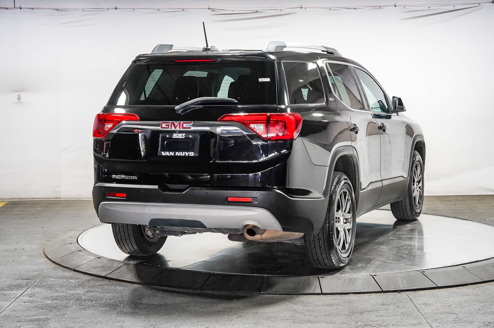 2017 GMC Acadia SLT