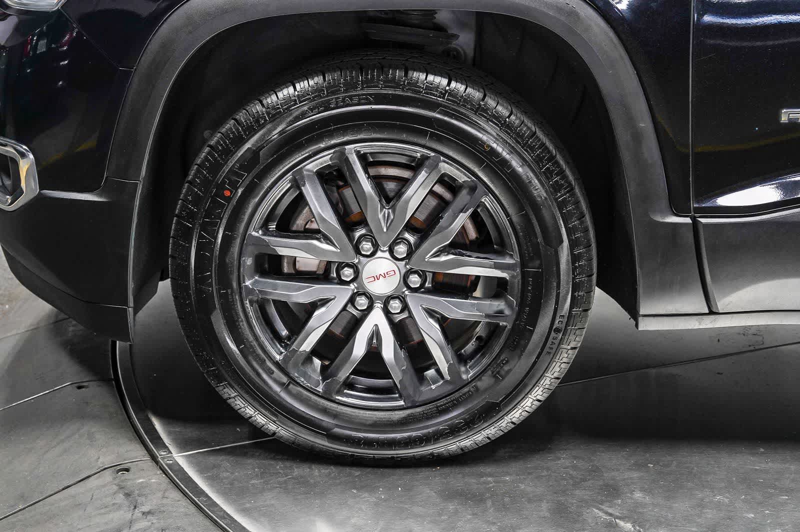 2017 GMC Acadia SLT