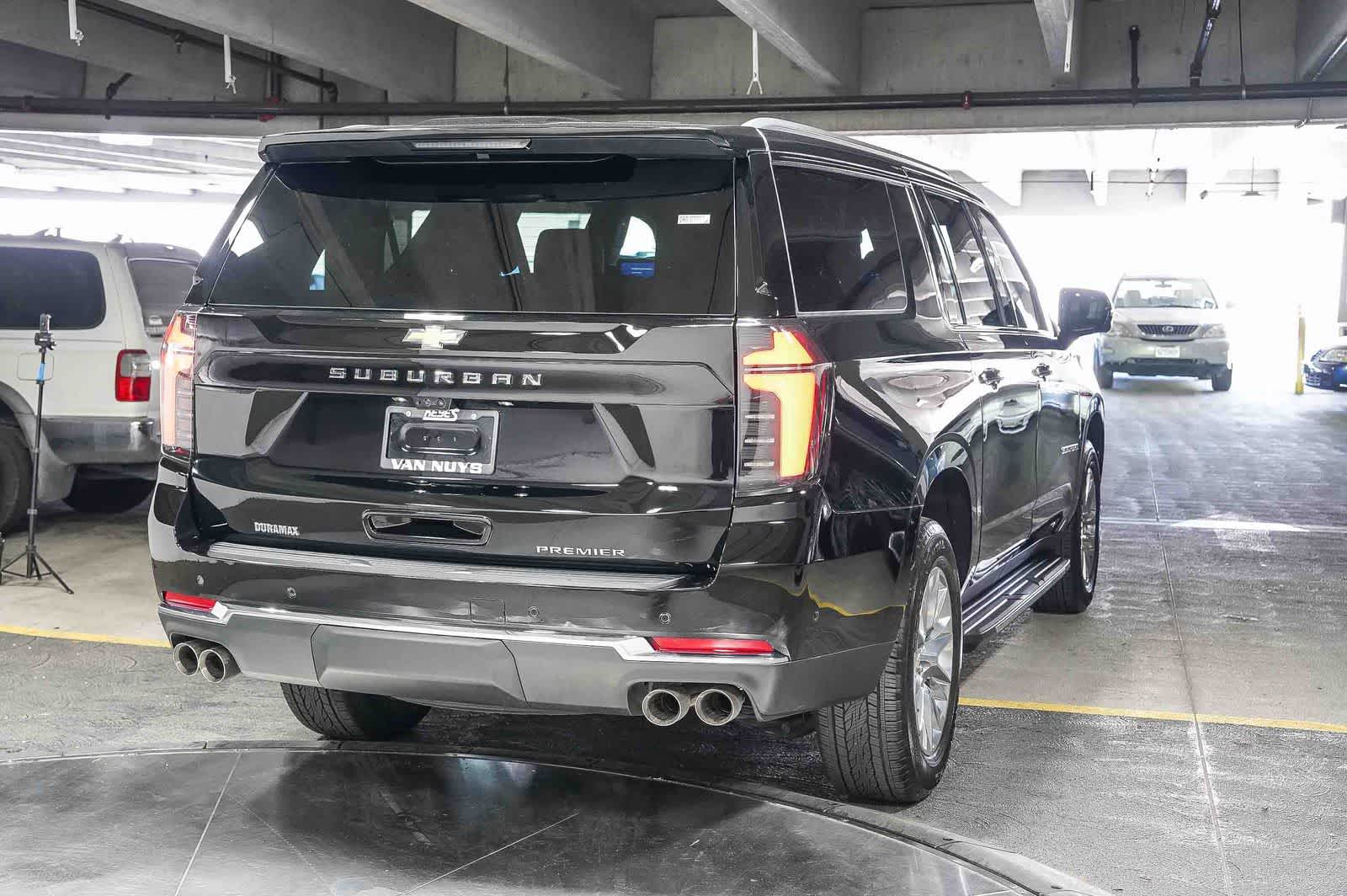 2025 Chevrolet Suburban Premier